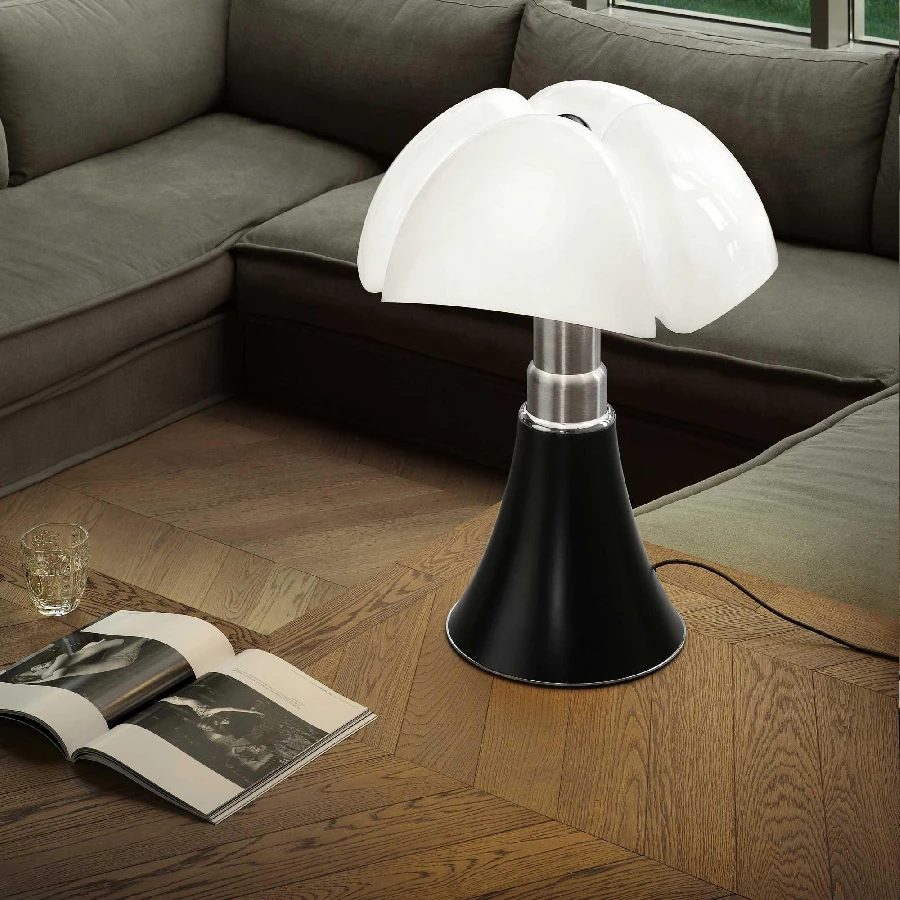 La lampe Pipistrello : objet phare du design industriel