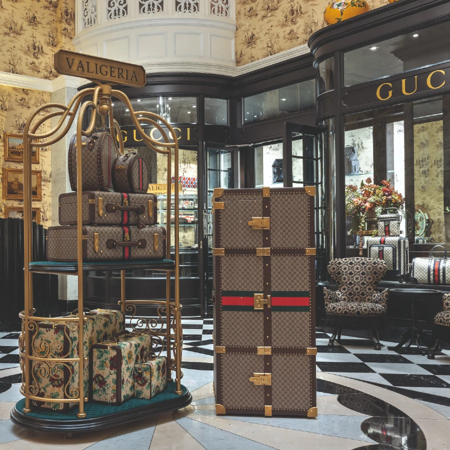 Visitez la première boutique Gucci Valigeria