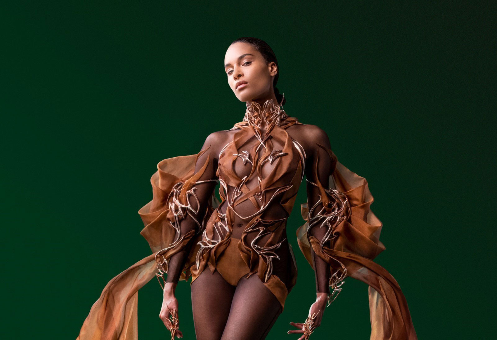 La collaboration étonnante entre Magnum et Iris Van Herpen