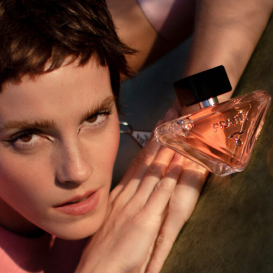 Emma Watson des deux côtés de la caméra pour Prada