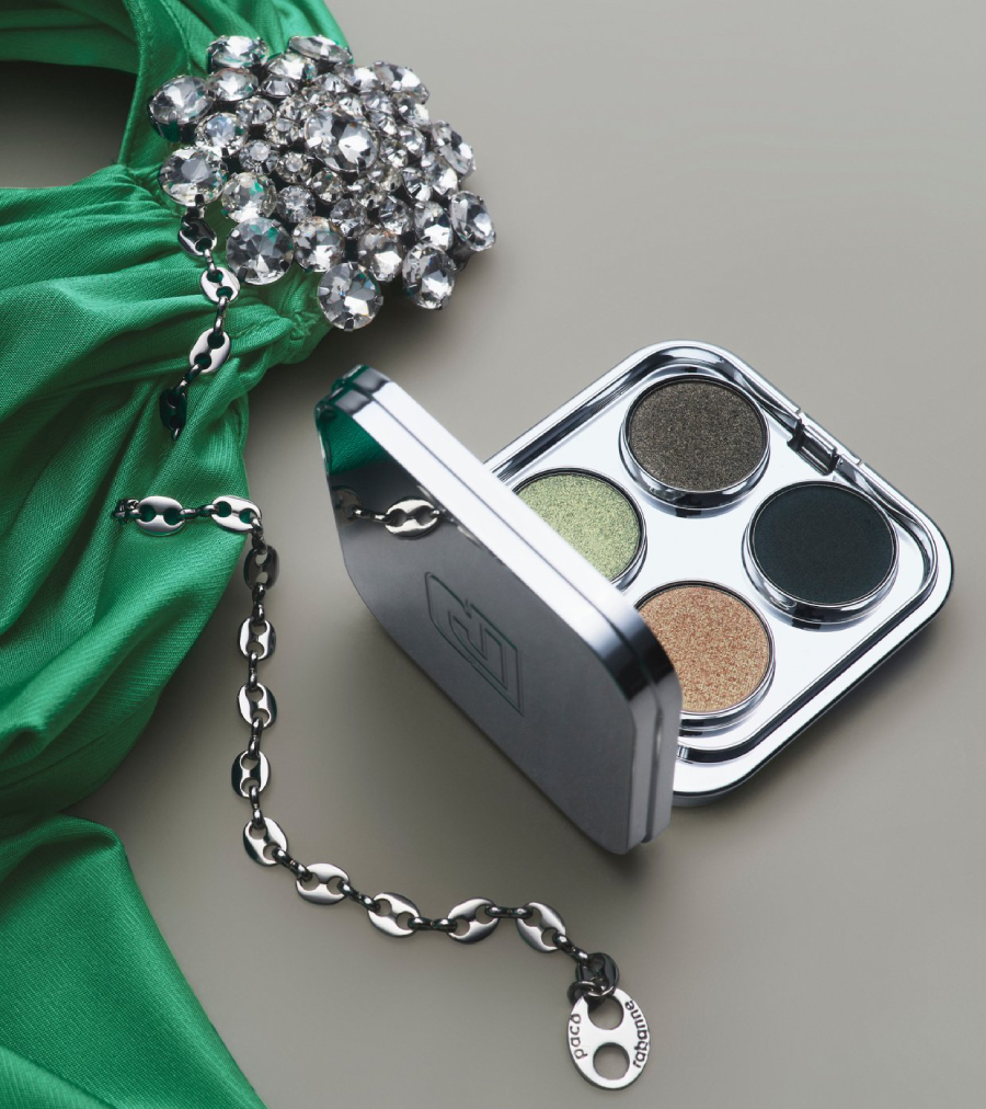 Née à Paris, la collection Rabanne Makeup est disponible