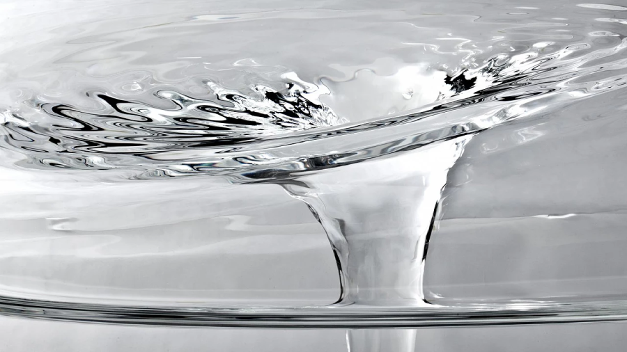Liquid Glacial Table : la fusion de l'architecture et du design