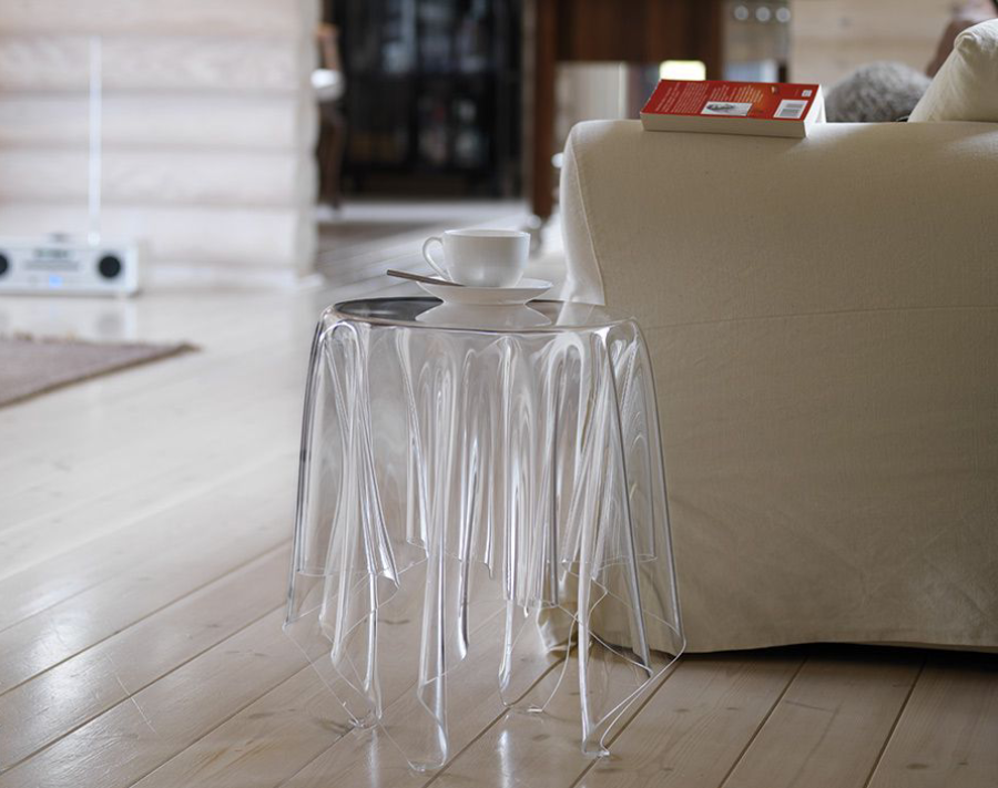La Table Illusion de Essey : Quand le Design défie la Gravité