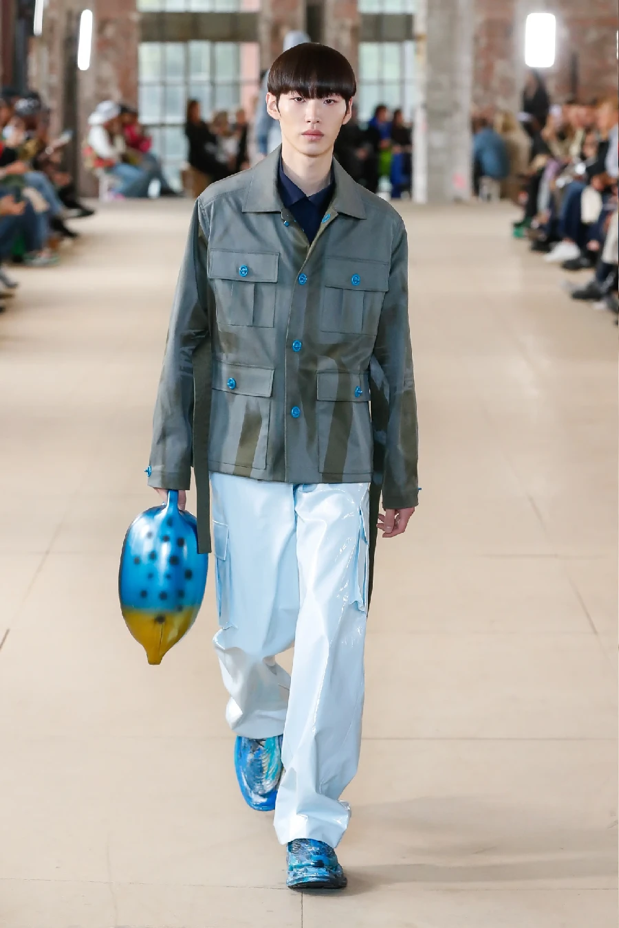 Botter et son approche aquatique sur la Fashion Week