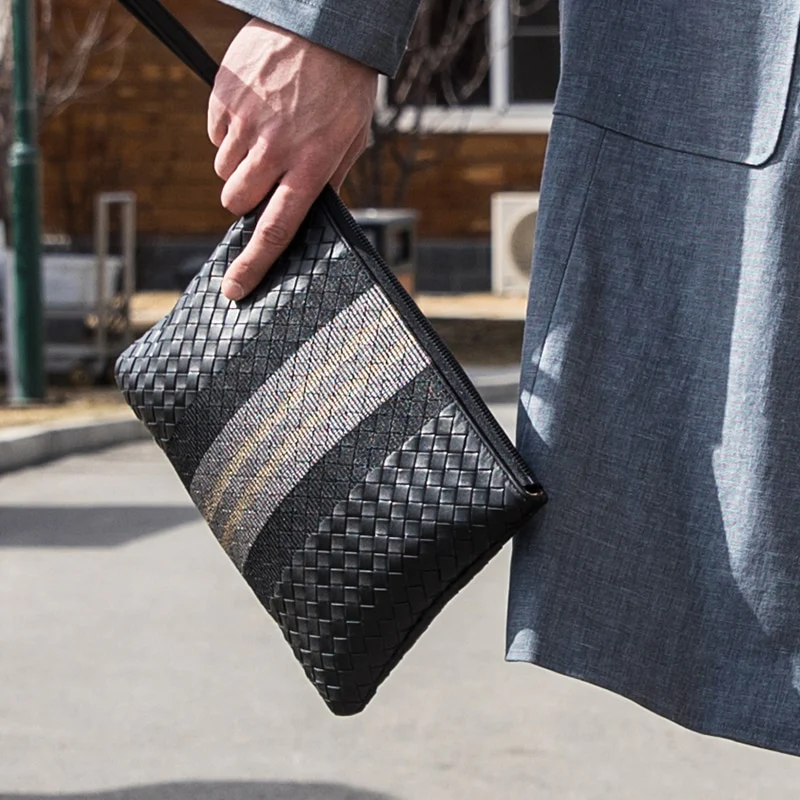 La pochette, un accessoire raffiné pour la fête des pères