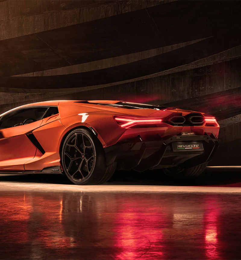 Lamborghini Revuelto : La première super sportive V12 hybride HPEV